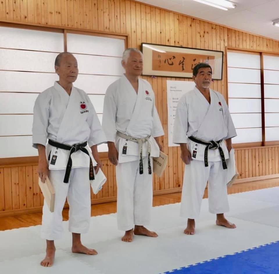 Osamu Aoki Shihan recibe su Hachidan